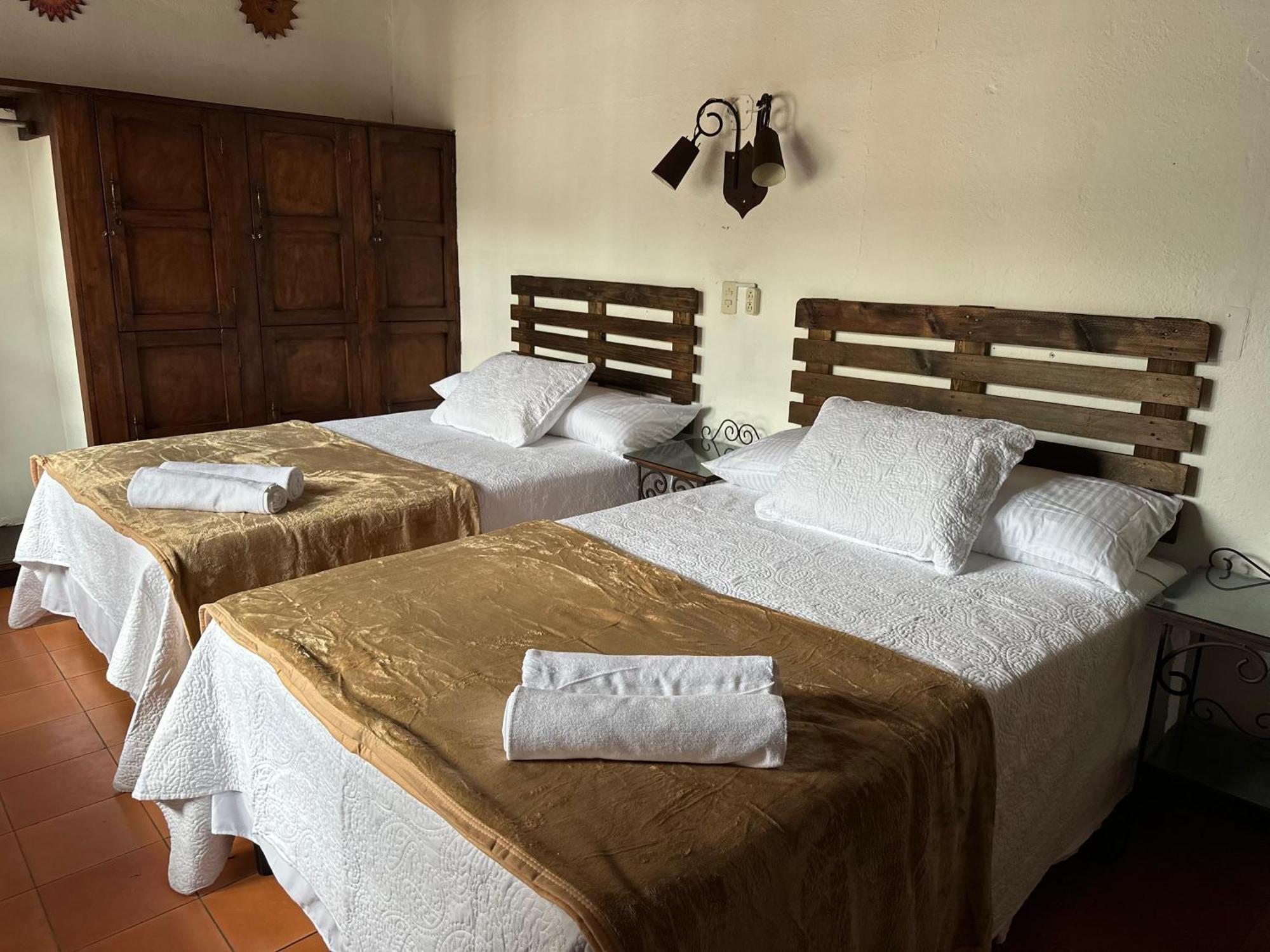 Hotel Casa Blanca Antigua Guatemala Exterior photo
