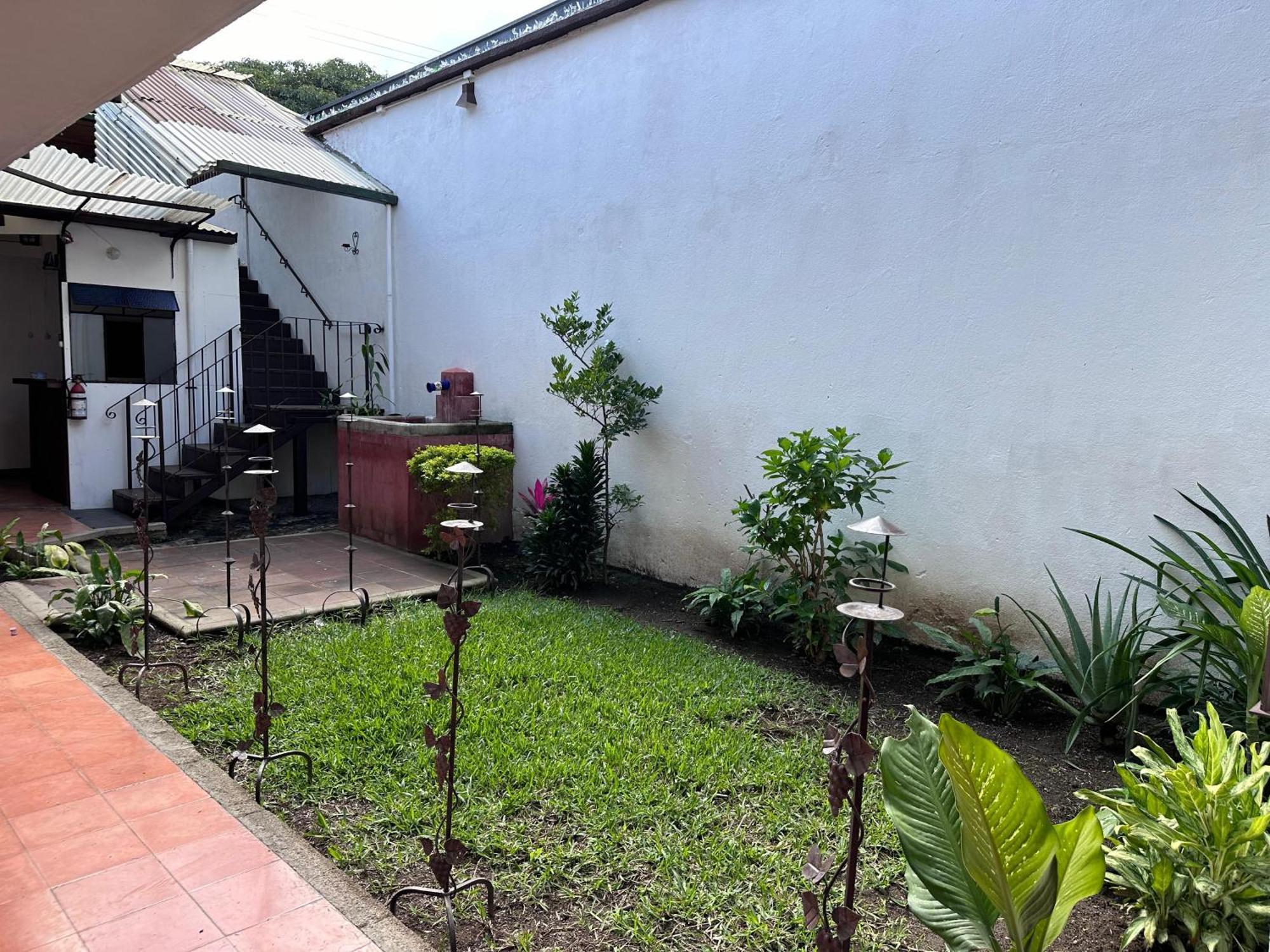 Hotel Casa Blanca Antigua Guatemala Exterior photo
